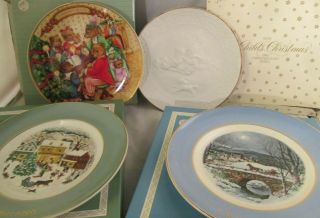 4 Avon Country Christmas 1979 - 89 Porcelain Plates In Boxes Bears Wedgwood Eng