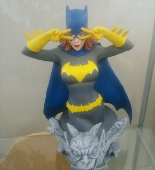 Women Of The Dc Universe Batgirl Bust