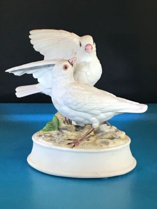 Vintage Gorham Japan Music Box Figurine Two White Bird Doves On Mulberry Branch