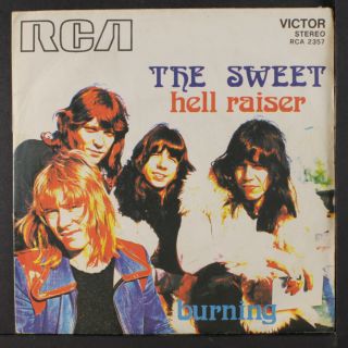 Sweet: Hell Raiser / Burning 45 (italy,  Ps,  Sm Tear At Opening,  Sm Tape On Sea