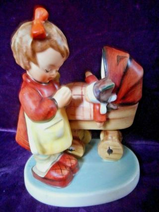 Goebel Hummel Figurine Doll Mother 67 Tmk 5