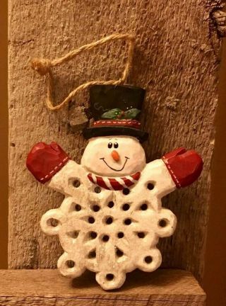 Eddie Walker Midwest Of Cannon Falls Snowman Snowflake Ornament