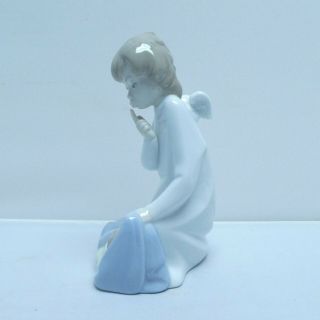 LLADRO Hand Made in Spain Daisa 4635 Angel with Baby Figurine 7 