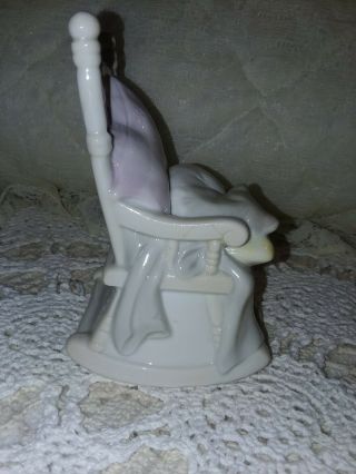 Vintage 1988 Enesco Music Box Toyland Cat on a Rocking Chairs plays MEMORY 3