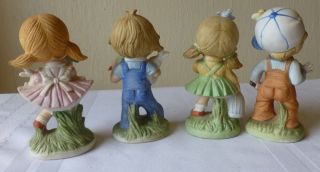 Vintage Homco Figurines Boy and Girl Bunny Carrots and Birds 1424 Set of 4 3