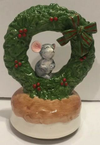 Vintage Otagiri Joy To The World Mouse & Wreath Music Box Christmas Japan Spins
