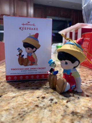 Hallmark 2017 Disney Limited Edition Pinocchio And Jiminy Cricket Ornament