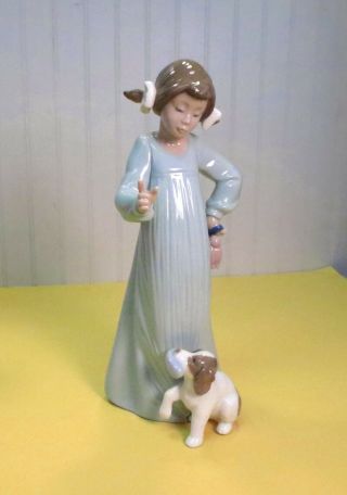Nao By Lladro 1991 Girl In Nightgown W/ Alarm Clock Scolding Bad Puppy Figurine