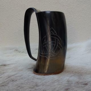 Viking Drinking Horn Tankard Great For Camping Re - Enactment Stage Larp 1.  1/4 Pts