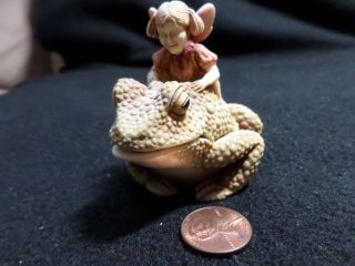 Harmony Kingdom / Adam Binder - Teasle - Fairy Racing A Toad