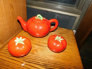 Pantry Parade Tomato Teapot,  Shakers Vintage Mid Century