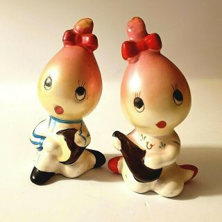 Vintage Anthropomorphic Onion Salt And Pepper Shakers Playing Instruments Japan