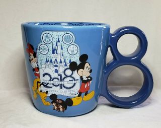 Walt Disney World 2018 Coffee Mug Tea W/8 Shaped Handle Blue Mickey Minnie 16 Oz