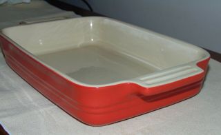 Le Creuset Baking Pan Cherry Red Retangular Stoneware Enamel 10.  5 "