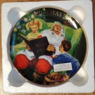 Avon 2006 " Storytime With Santa " Collectible Plate