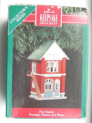1991 Hallmark Keepsake Ornament Nostalgic Houses Shops 8 In Series Fire Station