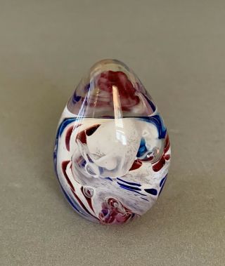 The Mt.  St.  Helen ' s Ash Glass Egg - shaped Paperweight 2