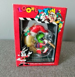 Looney Tunes Marvin The Martian On Moon Collectible Ornament - Matrix 1996 - Mib