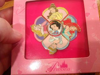 5 Disney Pins - Disney Princess Boxed Set - Wdw 68965 Snow White Mermaid Belle