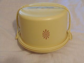 Vintage Tupperware Cake Saver Carrier Taker W/handle Harvest Gold 684 - 1