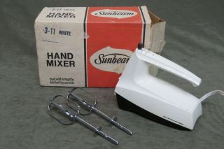 Sunbeam Mixmaster Hand Mixer White Vintage 3 Speed 3 - 11 Euc 1970s