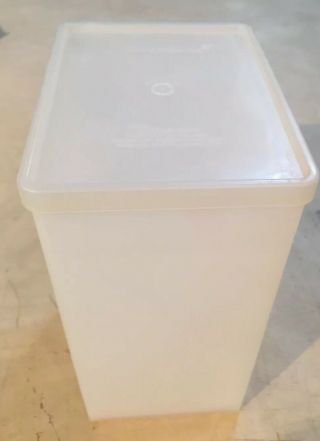 Vintage Tupperware 7 3/4” Tall X 5 1/2” X 4” Clear Food Storage Container D33