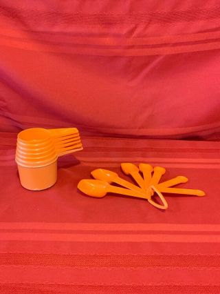 Vintage Orange Tupperware Measuring Cups And Spoons Aq