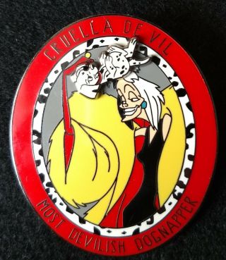 CRUELLA the Devilish Dognapper 101 Dalmatians Disney Surprise pin LE500 Moving 2