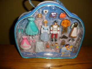 Disney Cinderella Deluxe Princess Fashion " Polly Pocket " Style Play Set Nip