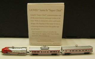 2011 Hallmark Lionel® Miniature Santa Fe “Super Chief” Train Ornaments 2