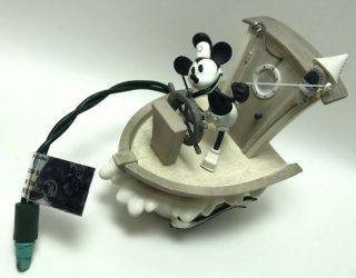 Disney Mickey Mouse Steamboat Willie Christmas Holiday 4.  5 " Tall 2003 Ornament