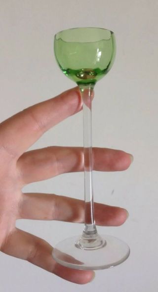 Pair Miniature 11cm Tall Wine Glasses Pretty Emerald Green Wavy Cup & Clear Stem 3
