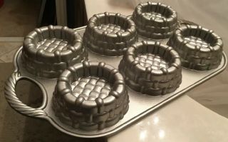 Nordic Ware Shortcake Baskets Pan,  3 Cups,  Baking Muffin Pan