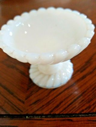 White Milk Glass Pedestal Open Salt Dip Cellar Dish W/swirls
