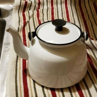 Vintage White & Black Enamelware Tea Kettle/pot Made In Poland (schindler)