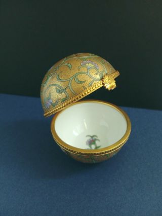 Shibata Miniature Globe Hinged Trinket Porcelain Box Green Gold