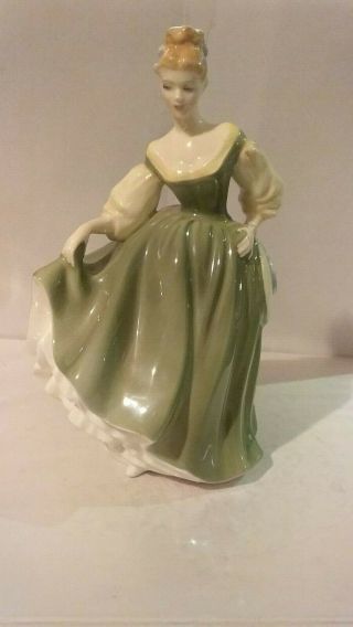 Royal Doulton Davies Classic Figurine: Fair Lady Hn2193 7.  25 " 1963 - 96 Bone China