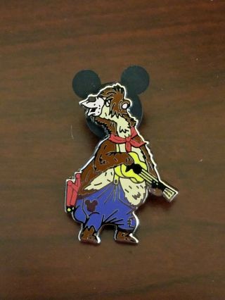 Disney Pin Wdw 2019 Hidden Mickey Country Bears Liver Lips With A Guitar