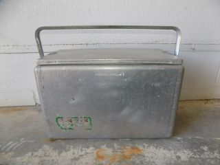 Vintage Cromstroms Aluminum Pik - Nik Cooler With Handles
