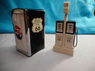 Route Us 66 Metal Napkin Holder And Plastic Gas Pump Salt And Pepper Shakers