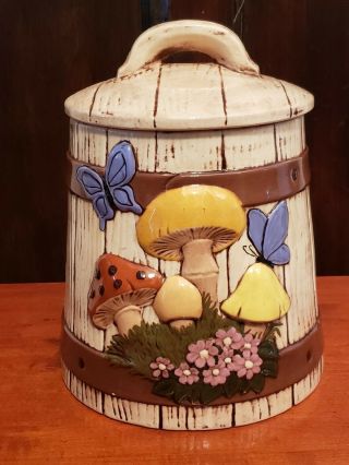 One Of A Kind Vtg Ceramic Cookie Jar Mushroom,  Barrel,  Gare 1976,  Handpainted