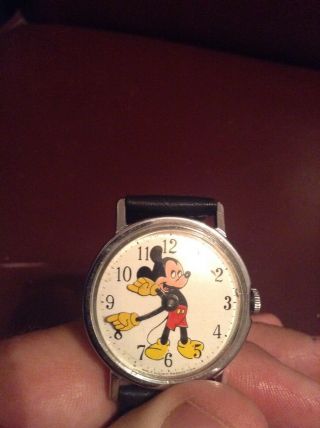 {rare} Vintage Mens Micky Mouse Watch - Condition/calf Skin Band -