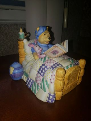 Classic Disney Winnie The Pooh Read A Bed Time Story Book To Piglet Night Light