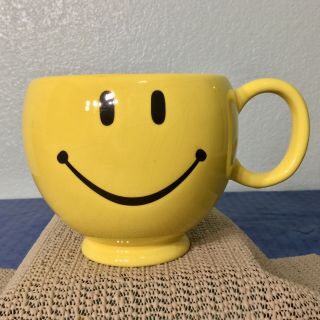 20 Ounce Happy Face Mug Smiley Teleflora Yellow Coffee Cup Smiling Emoji