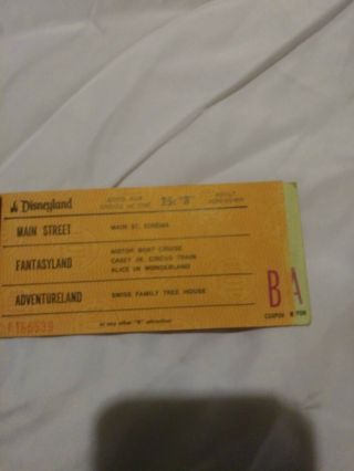 Vintage Disneyland 1976 ? Big 15 Ticket Book w/ A & B tickets 10 tickets total 2