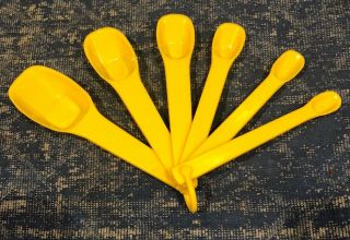 Vintage Tupperware Measuring Spoons Complete Set Of 6 Yellow