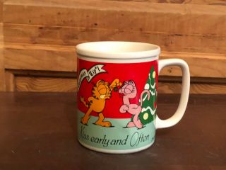Vintage Enesco 1980 Garfield And Arlene Christmas Tip 1 Coffee Mug