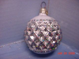 Christopher Radko Christmas Orn.  Silver And White Ball,  Pretty