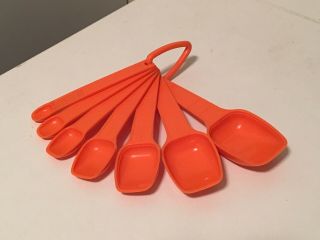 Vintage Tupperware Orange Measuring Spoons Set Of 7 Complete Set