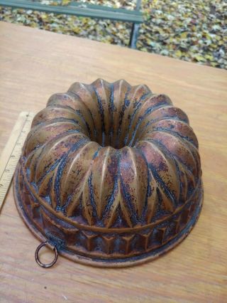 Antique Vintage Unusual Awesome Patina Cup Bundt Cake Pan - Made In Usa